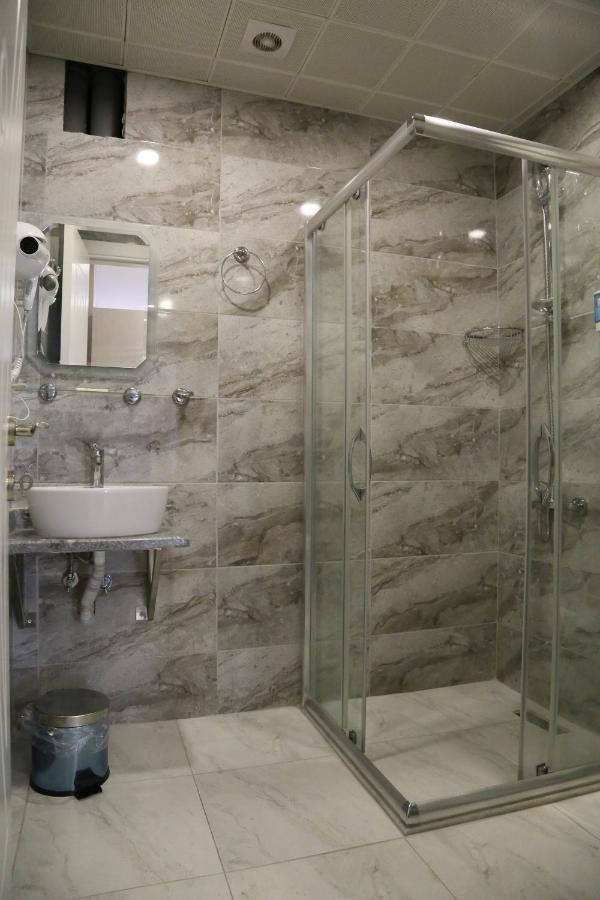 Atik Hotel Истанбул Екстериор снимка